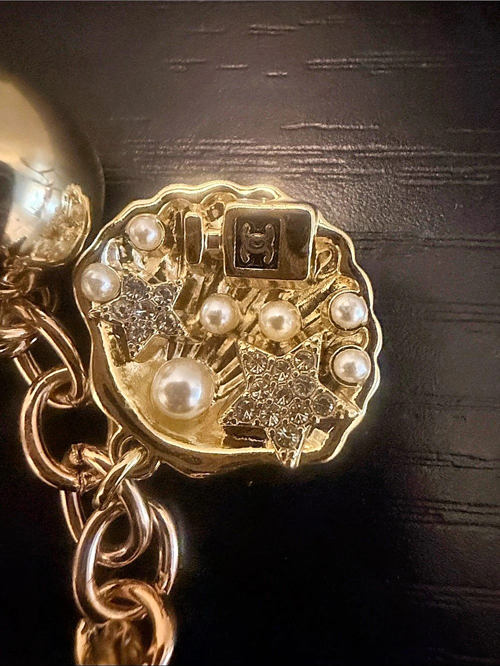 Inspired Dolphin & Shell Rhinestone Keychain in Gold - Picture 2 of 5